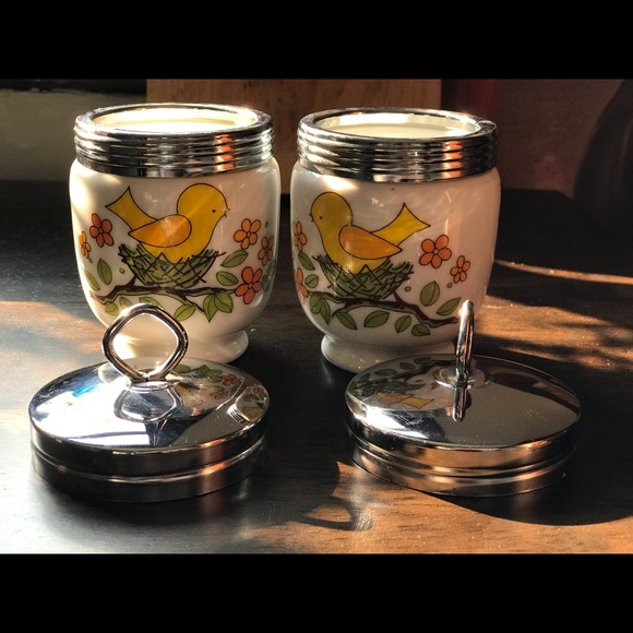 SOLD๐ทVntg Milk Glass Egg Coddle jars with lids ๐ฃ๐ฃ - Picture 7 of 7